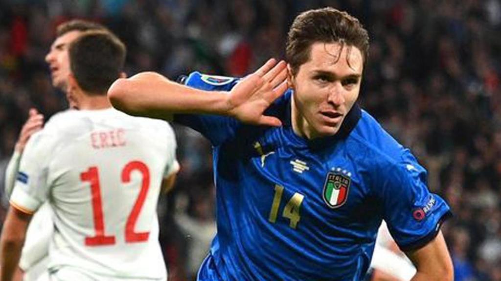 Federico Chiesa, con la camiseta de Italia