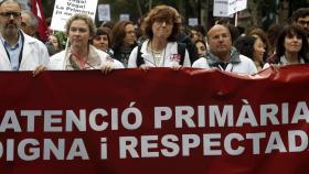 Médicos catalanes en una protesta por la atención primaria