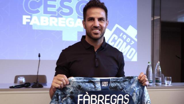 Cesc Fàbregas, presentado en el Como italiano