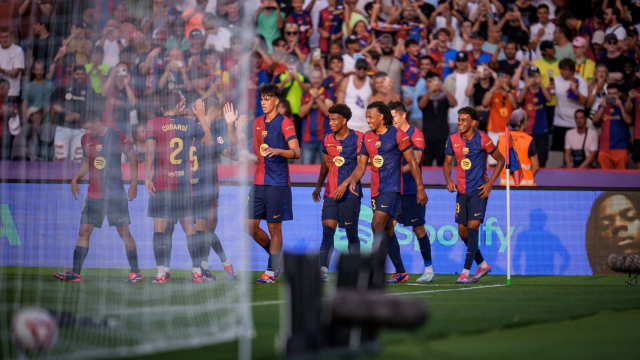 El Barça celebra el gol de Lamine Yamal contra el Athletic