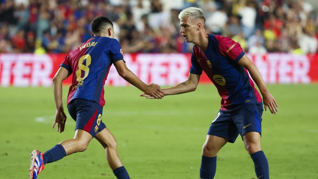 Pedri y Dani Olmo durante el Rayo-Barça de la jornada 3