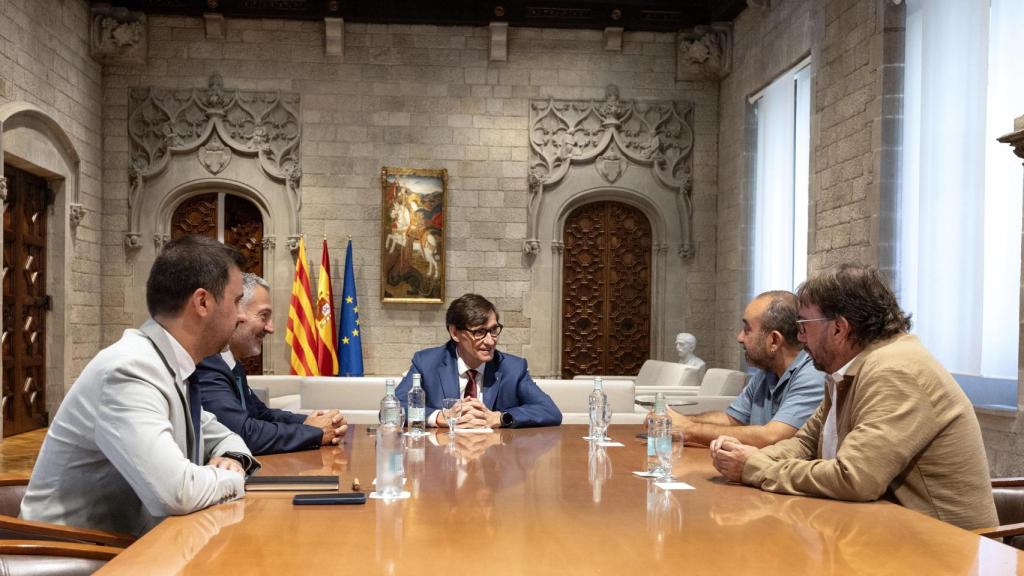 De izquierda a derecha, Gisbert, Sàmper, Illa, Pacheco y Ros en el encuentro de este jueves, celebrado en el Palau de la Generalitat