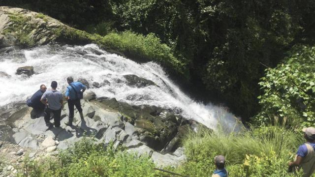 Las autoridades de Nepal recuperaron este martes el cuerpo sin vida de uno de los dos turistas españoles