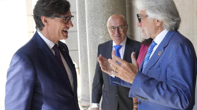 El 'president' Salvador Illa, con el presidente de Foment del Treball, Josep Sànchez-Llibre