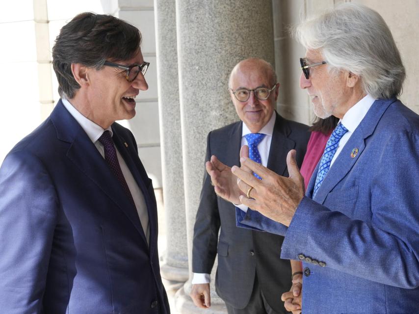 El 'president' Salvador Illa, con el presidente de Foment del Treball, Josep Sànchez-Llibre