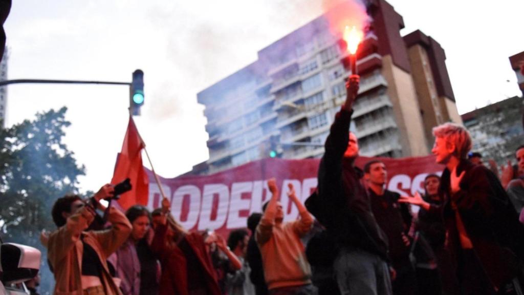 Una marcha de la nueva OJS en Barcelona