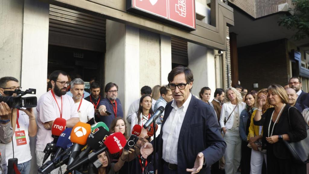 El presidente de la Generalitat de Cataluña, Salvador Illa, a su llegada al Comité Federal del PSOE en Madrid