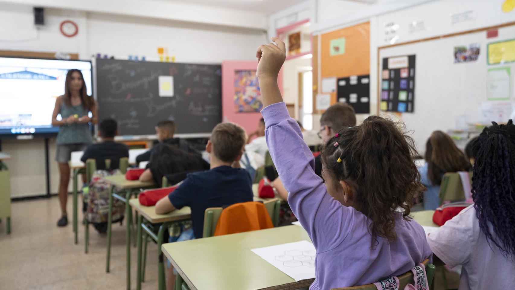 Imagen de una aula escolar en Cataluña