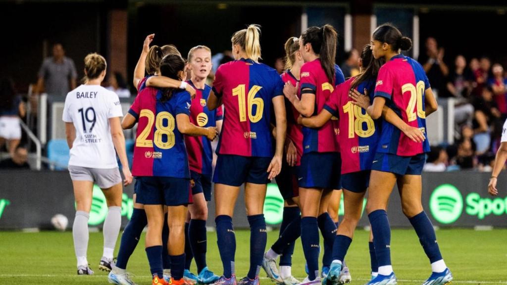 Las jugadoras del Barça Femenino celebran un gol en el amistoso contra el Bay FC