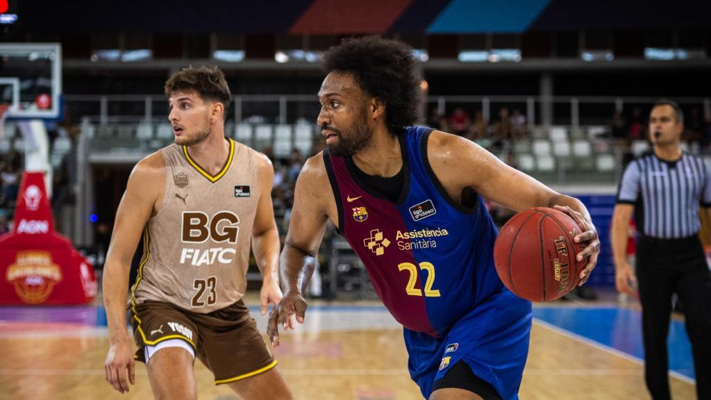 Jabari Parker lidera una jugada del Barça de basket contra el Bàsquet Girona