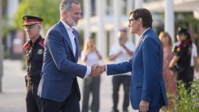 Imagen conjunta de Felipe VI y Salvador Illa en el acto institucional de la Copa América