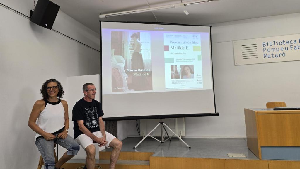 Presentación de la novela de Maria Escalas en la Biblioteca Pompeu Fabra de Mataró