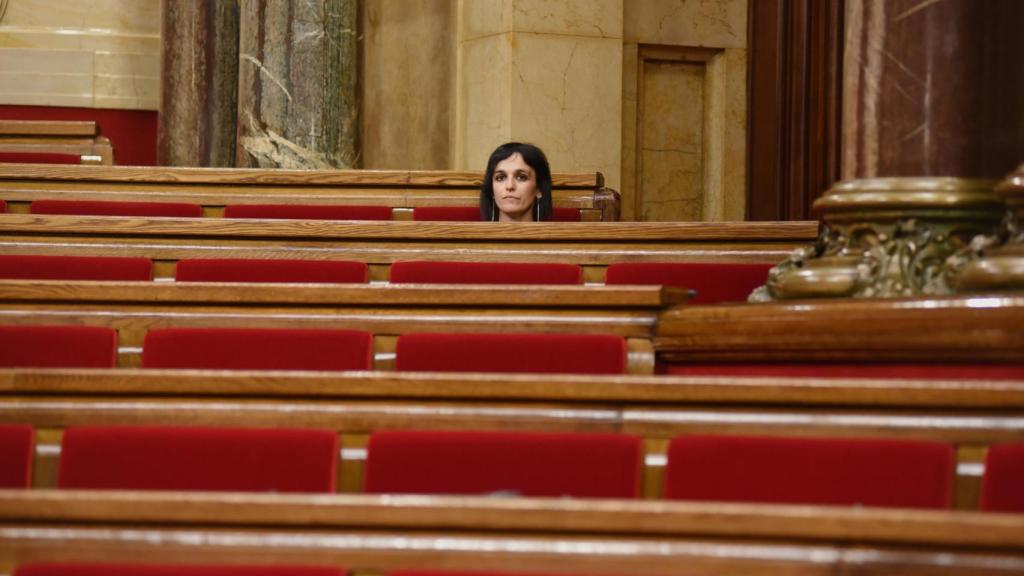 La alcaldesa de Ripoll, Sílvia Orriols, en el Parlament