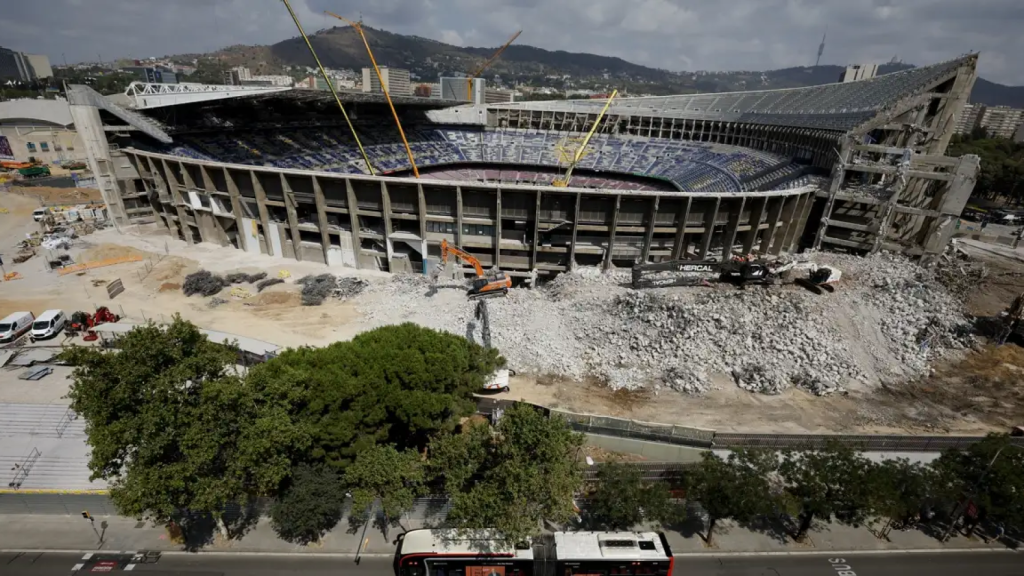 Imagen de las obras del Camp Nou