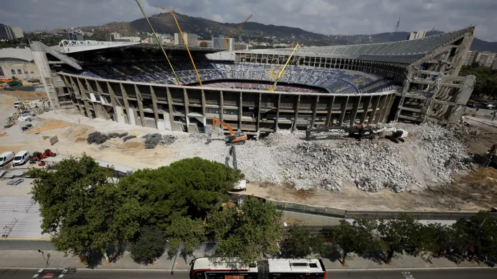 Imagen de las obras del Camp Nou