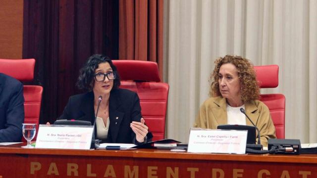 Imagen de Núria Parlon en la comisión de Interior del Parlament