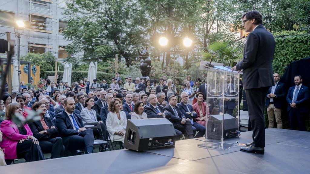 El presidente de la Generalitat de Cataluña, Salvador Illa durante el acto de celebración de la Diada Nacional de Cataluña 2024 en la Delegación del Govern en Madrid