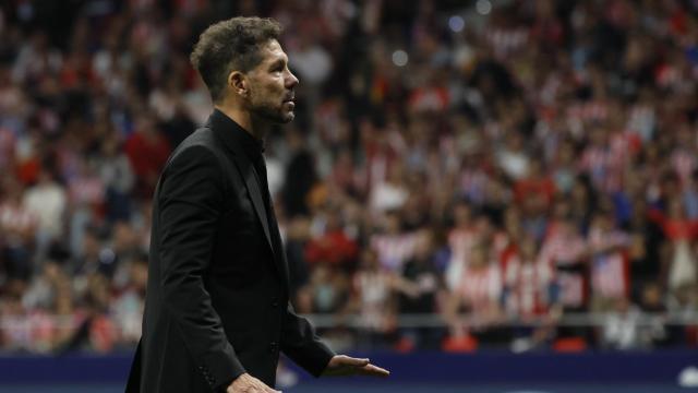 Simeone intenta calmar a los ultras del Atlético de Madrid