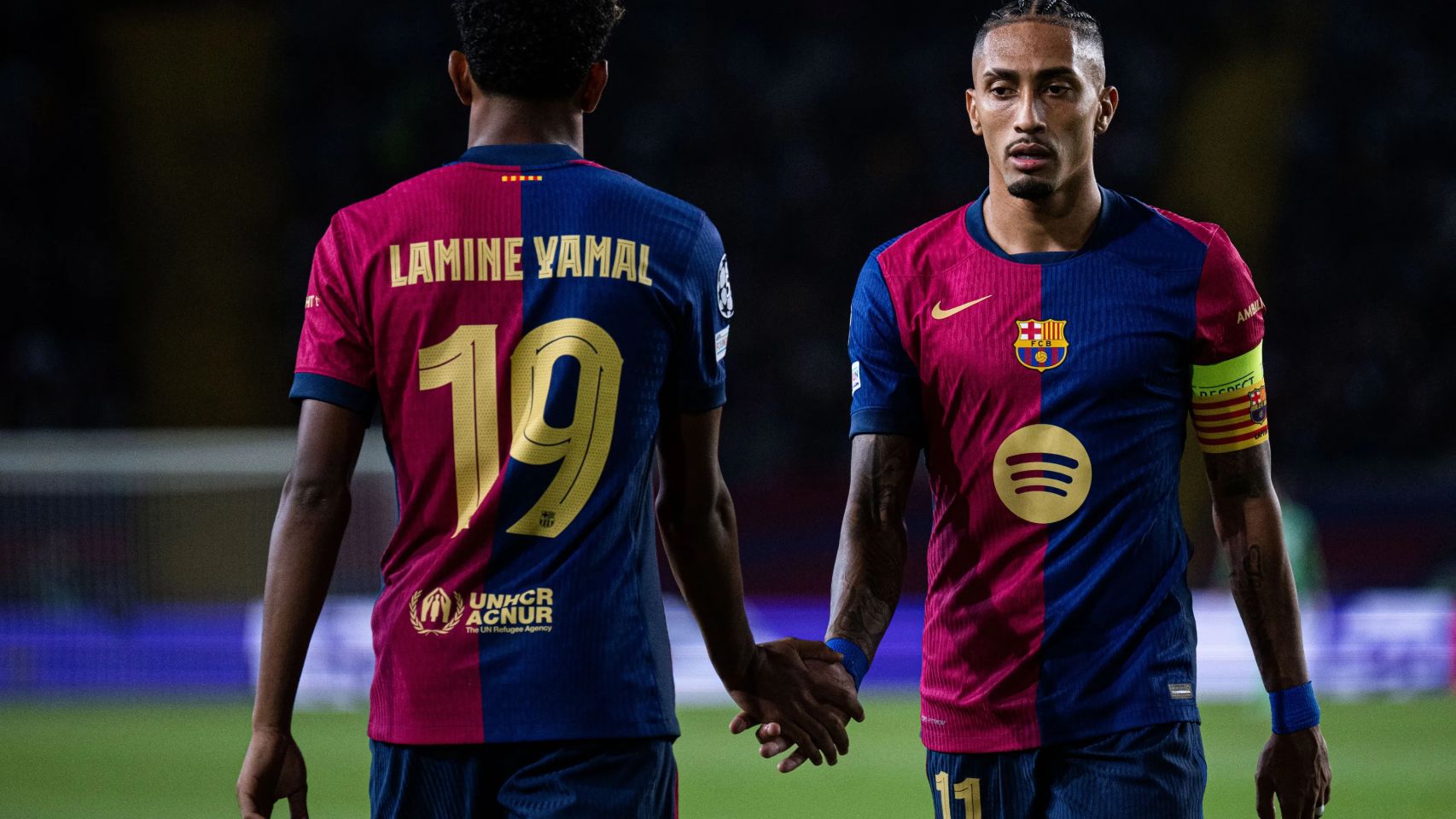 Lamine Yamal y Raphinha durante el Barça-Young Boys de Champions