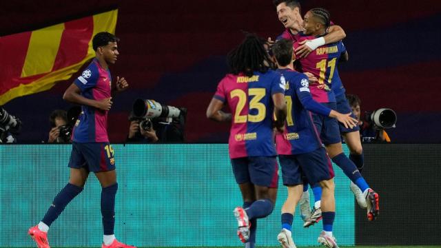 Los jugadores del Barça celebran un gol al Young Boys