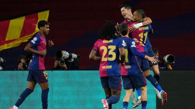 Los jugadores del Barça celebran un gol al Young Boys