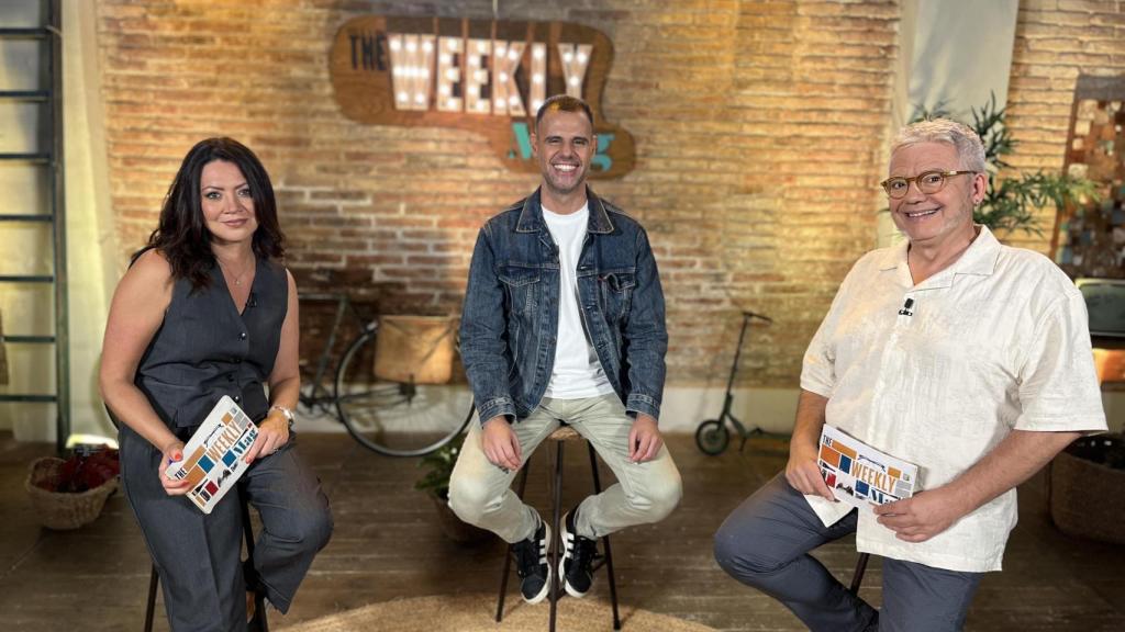 Marcela Topor (a la izquierda), con dos colaboradores de su programa