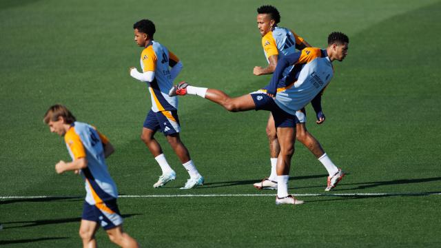 Rodrygo, Militao, Bellingham y Modric, en un entrenamiento antes del Real Madrid-Villarreal