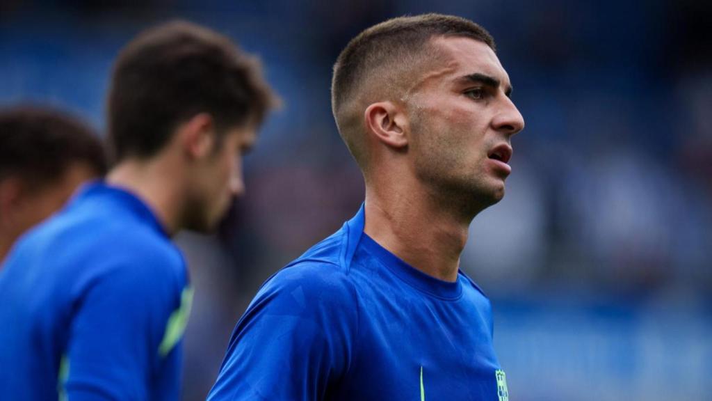 Ferran Torres, en el calentamiento del Alavés-Barça