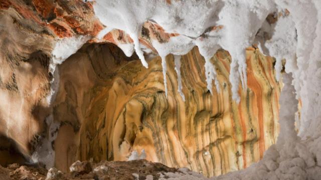 Cueva de sal de Cardona