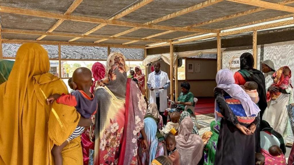 Vista del centro ambulatorio de alimentos terapéuticos en el hospital establecido por Médicos Sin Fronteras (MSF) en el campamento de refugiados de Aboutengue, en el este de Chad