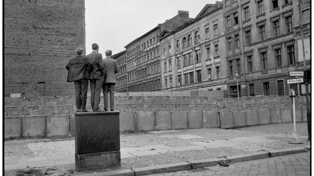 El muro en Berlín Occidental, Alemania, 1962