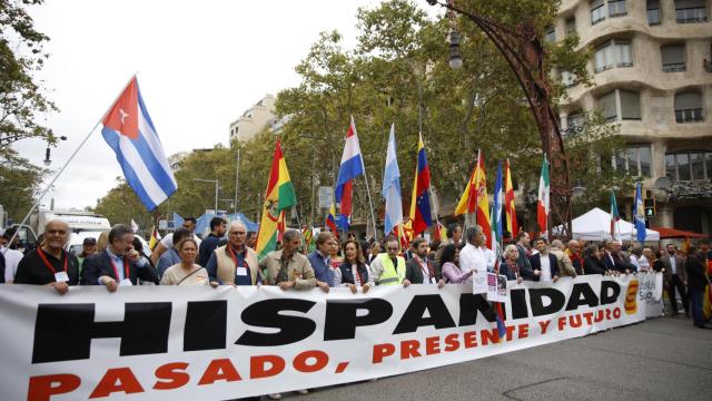 Cabecera de la marcha por la Hispanidad en Barcelona