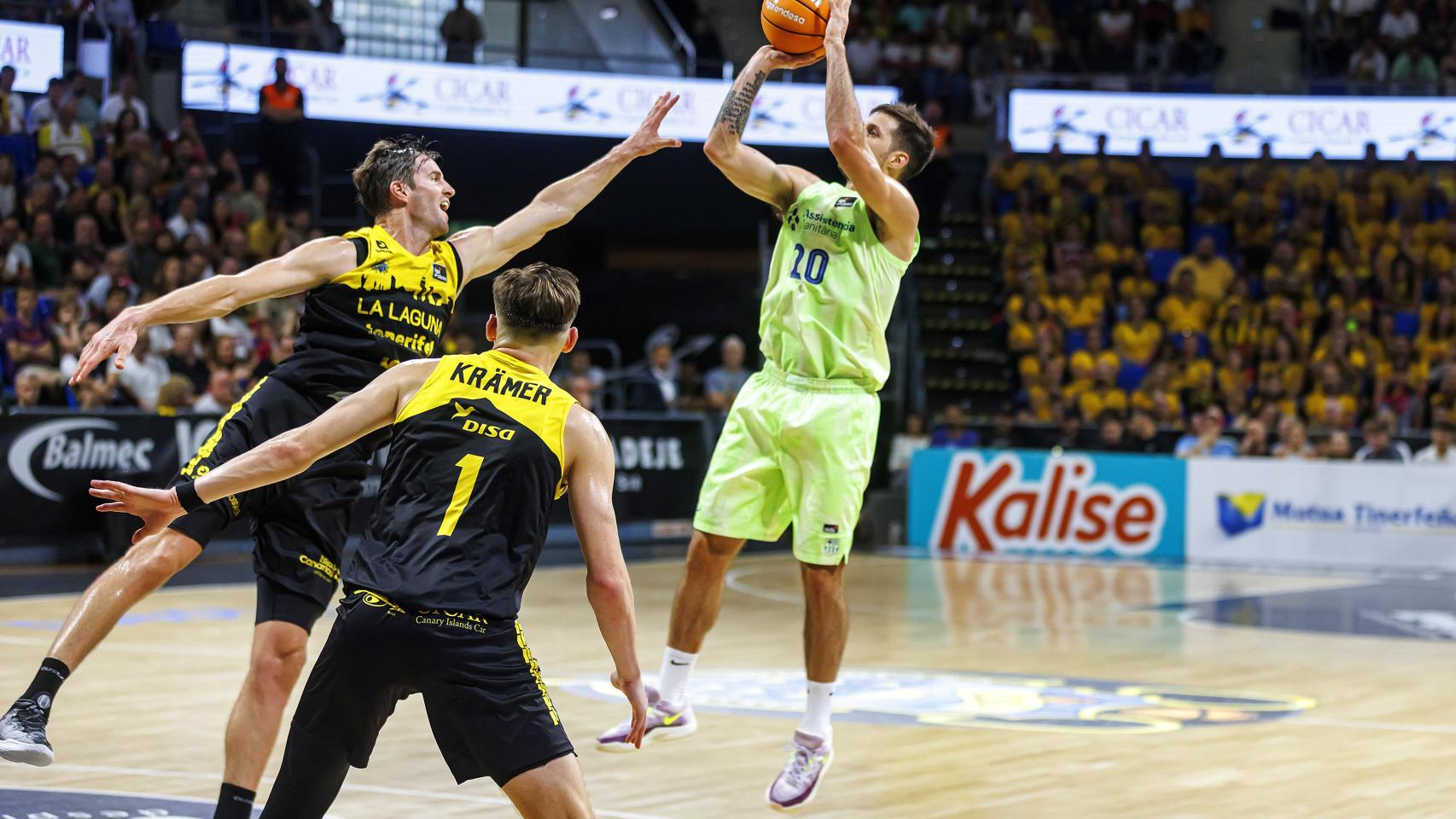 Nico Laprovittola, MVP del Barça de basket en Tenerife