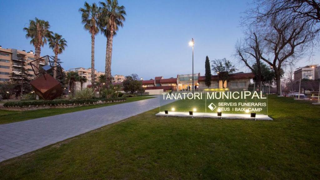 El Tanatorio municipal de Reus, operado por la empresa local y, en el futuro, FuneCamp