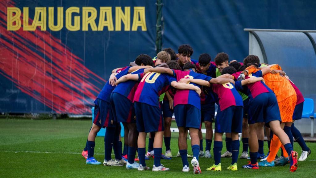 El juvenil B del Barça se concentra antes de un partido en casa