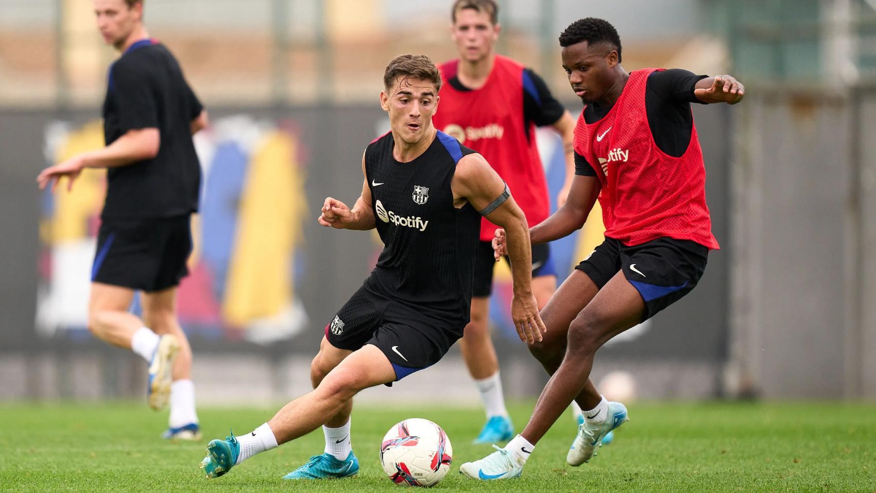 Gavi y Ansu Fati, durante un entrenamiento del Barça