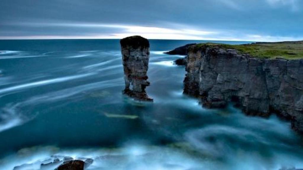 Imagen de la costa de las islas Orcadas