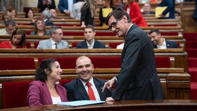 Alicia Romero, junto a Albert Dalmau y Salvador Illa