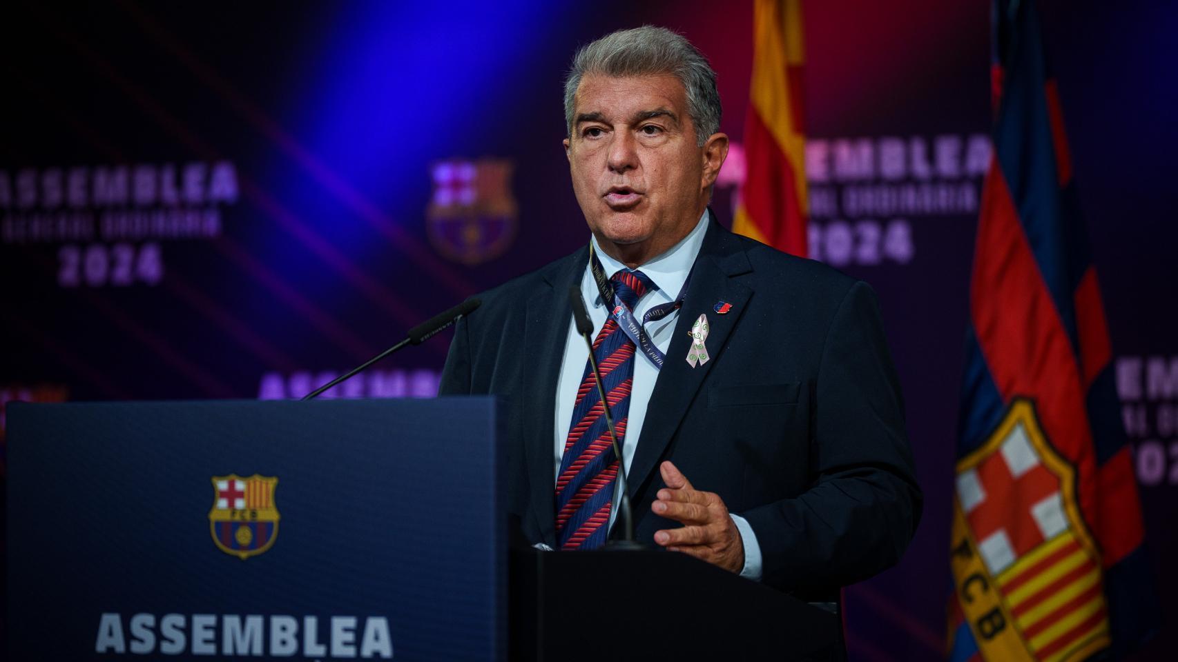 Joan Laporta, presidente del Barça, durante su discurso en la asamblea de compromisarios