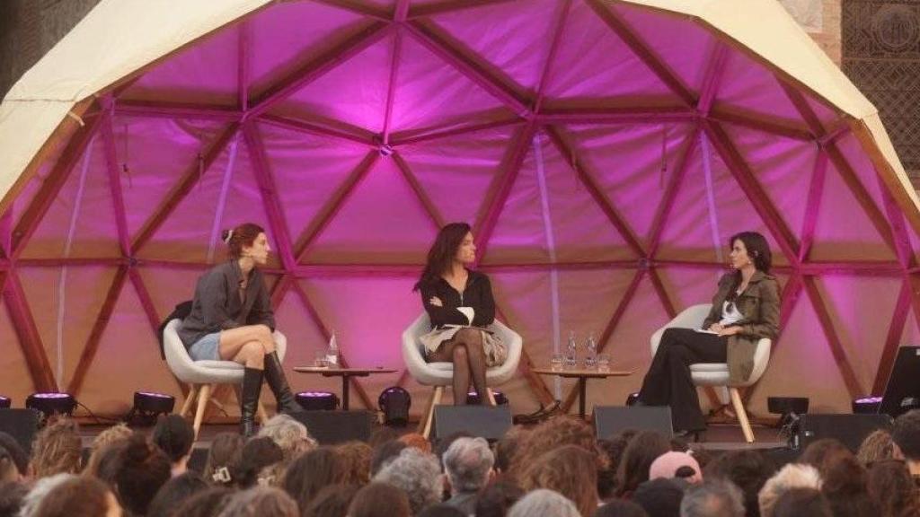 Elena Martín Gimeno, Clara Serra y Anna Pazos enla Biennal del Pensament