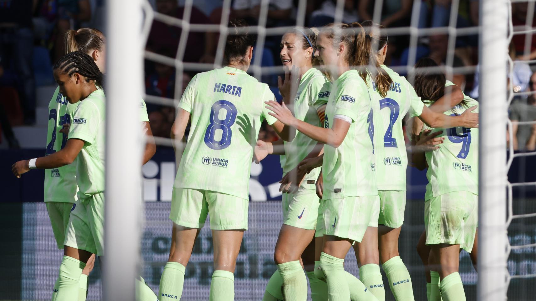 El Barça Femenino celebra uno de los goles anotados contra el Levante