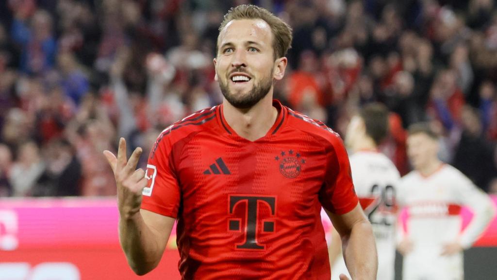 Harry Kane hace su celebración tras anotar un gol con el Bayern