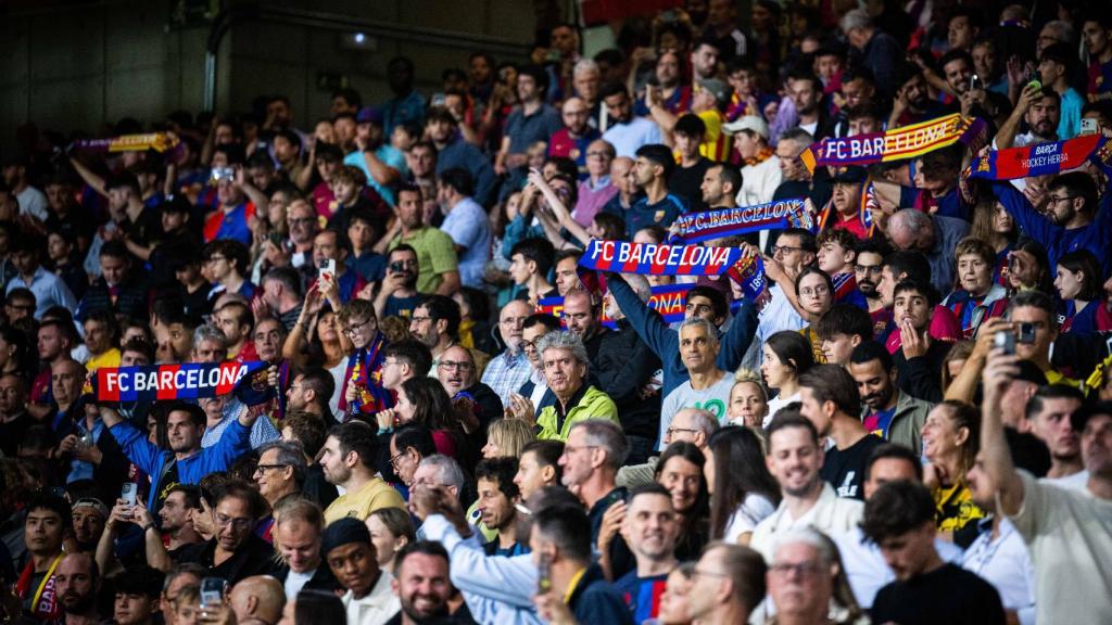 La afición del Barça, presente en Montjuïc durante un partido de Champions League