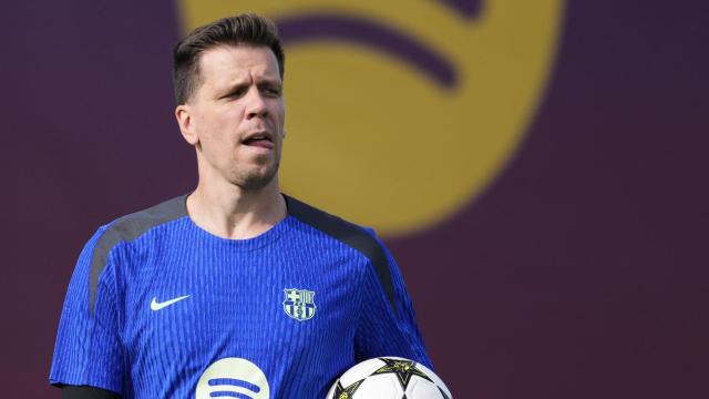 Szczesny, durante el entrenamiento del Barça en la Ciutat Esportiva