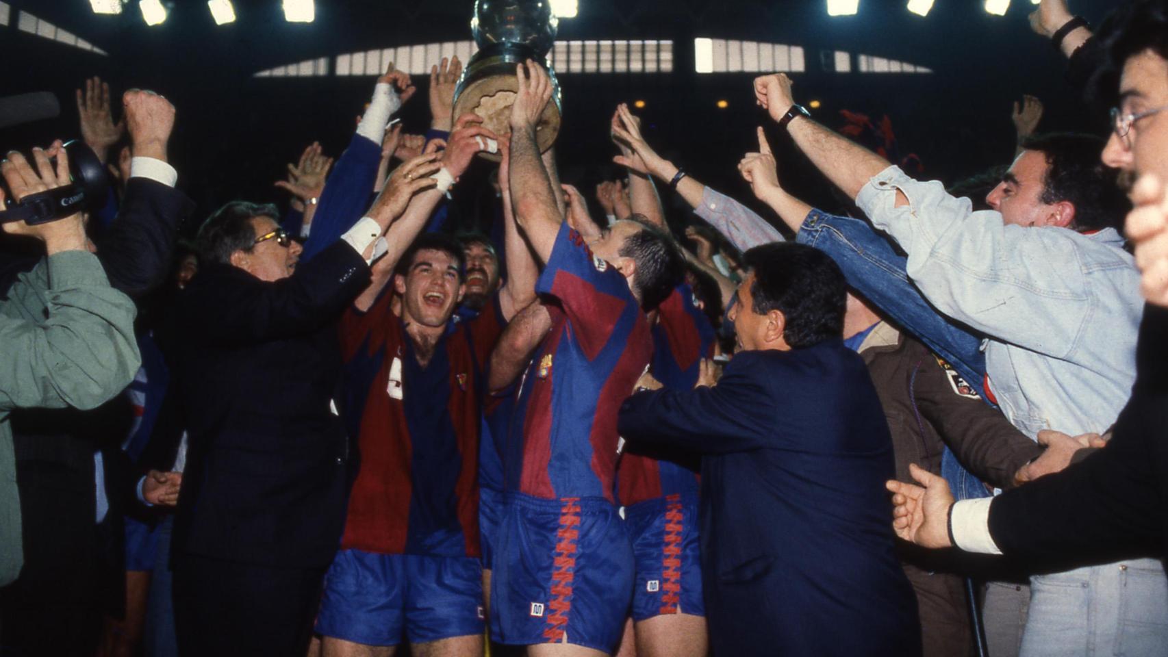 Valero Rivera y Enric Masip levantan la Copa de Europa de 1991