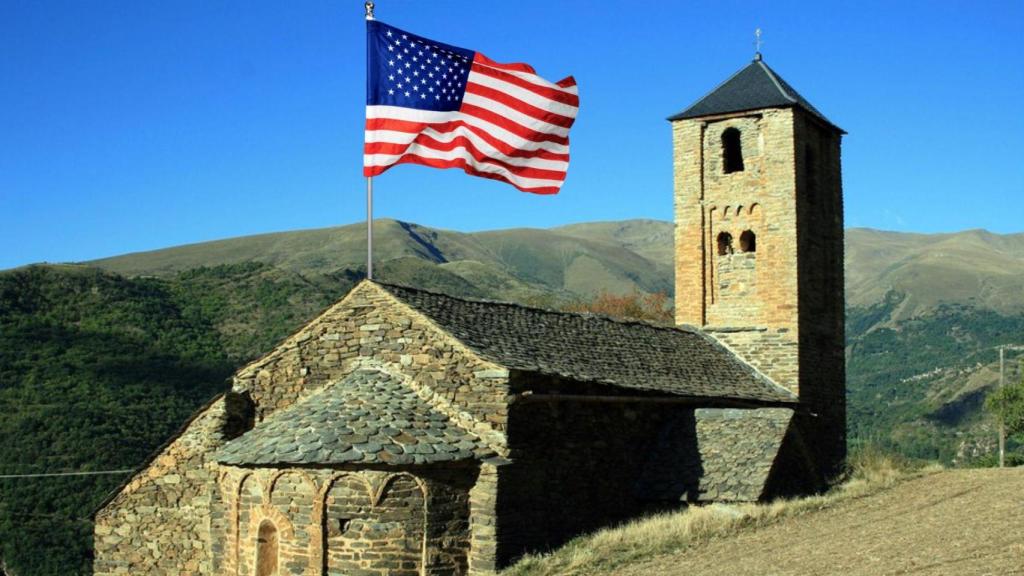 Creación con la Iglesia de Sant Iscle