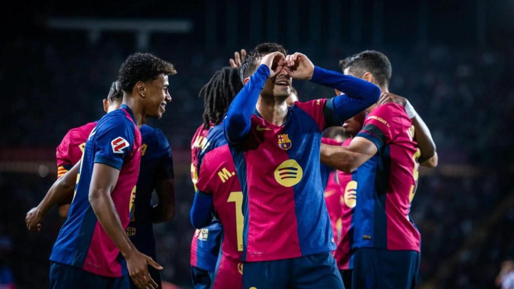 Pedri celebra su gol contra el Sevilla