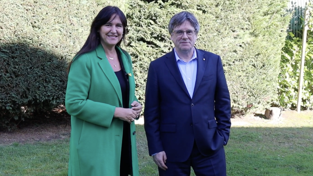 Laura Borràs y Carles Puigdemont, en un encuentro en Bruselas antes del congreso de Calella