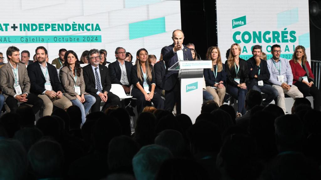 El secretario general de Junts, Jordi Turull, interviene durante la última jornada del Congreso de Junts en Calella