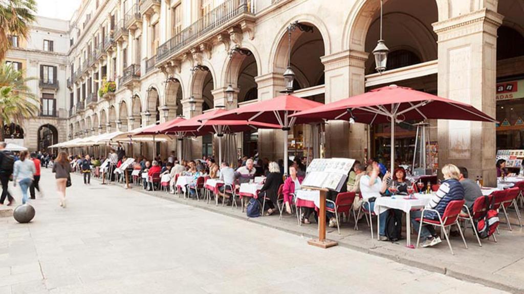 Imagen del Restaurante Tobogán de la plaza Real, donde pasaron los hechos